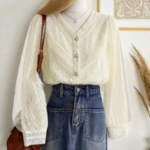 NEW French-inspired off-white lace long sleeve button front blouse size large